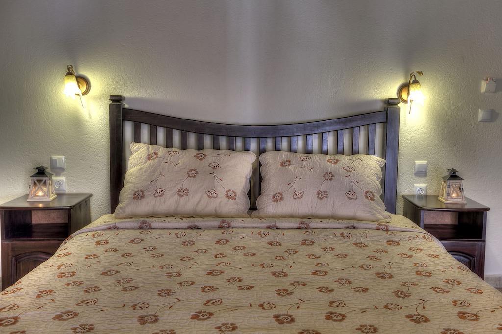 Toula Rooms Ángistron Quarto foto