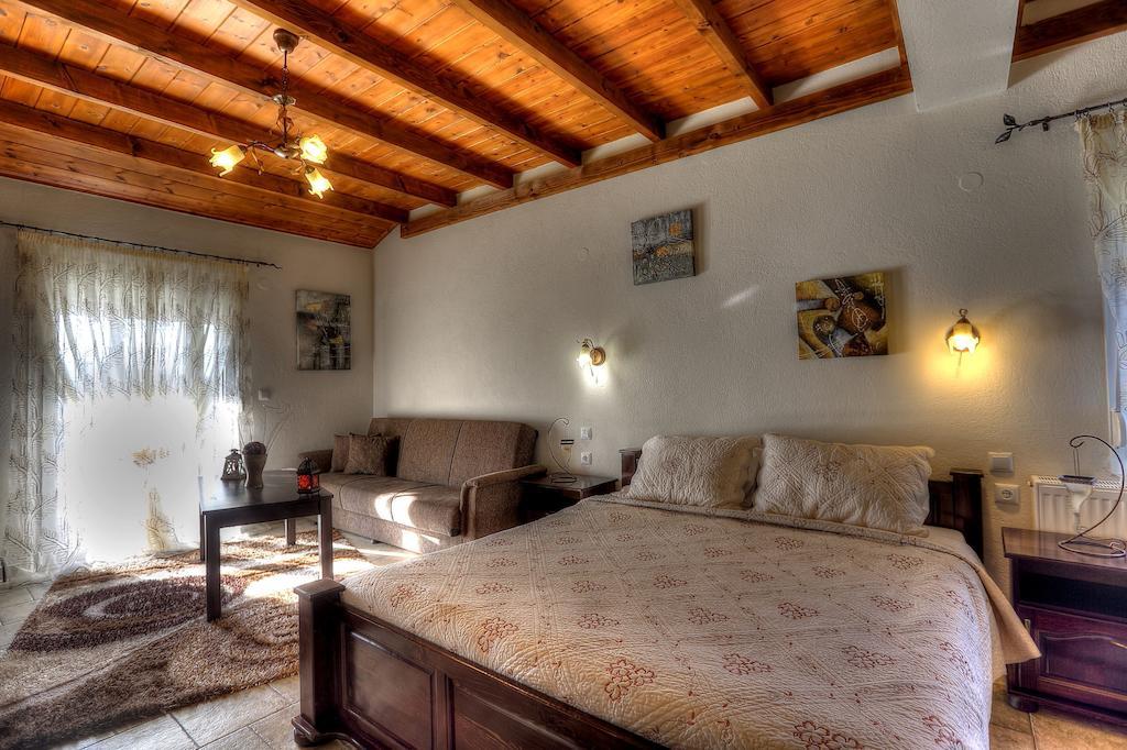 Toula Rooms Ángistron Quarto foto
