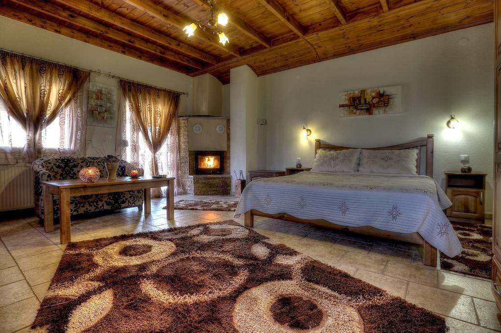 Toula Rooms Ángistron Quarto foto